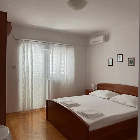 Hugo Apartament *